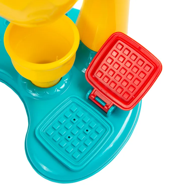 Smiki, Lodziarnia, masa plastyczna