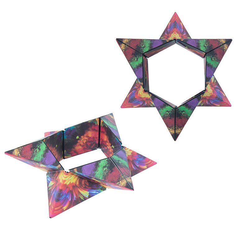 Smiki, Magiczna kostka, magnetyczna układanka