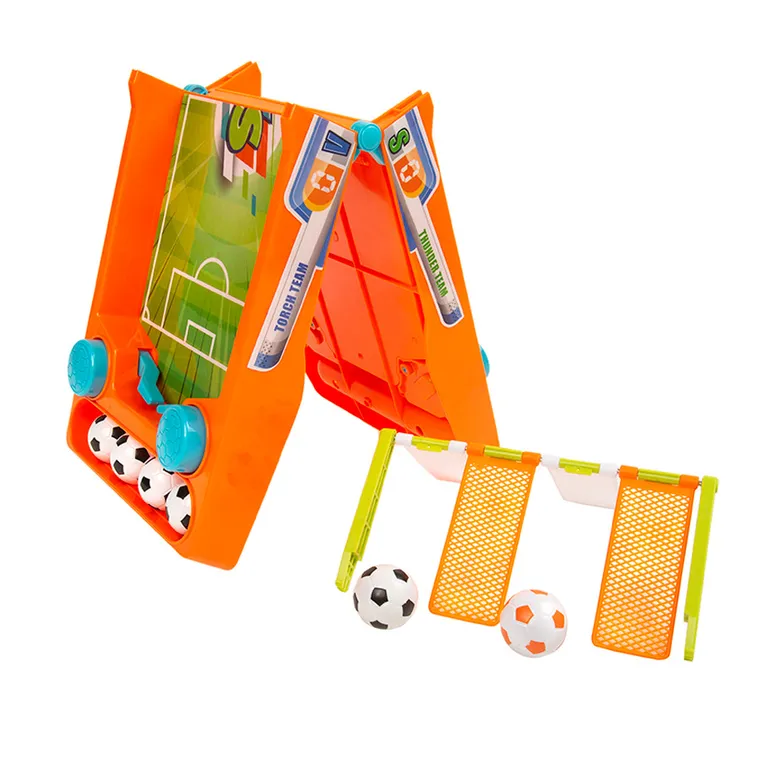 Smiki, Piłka nożna, gra zręcznościowa