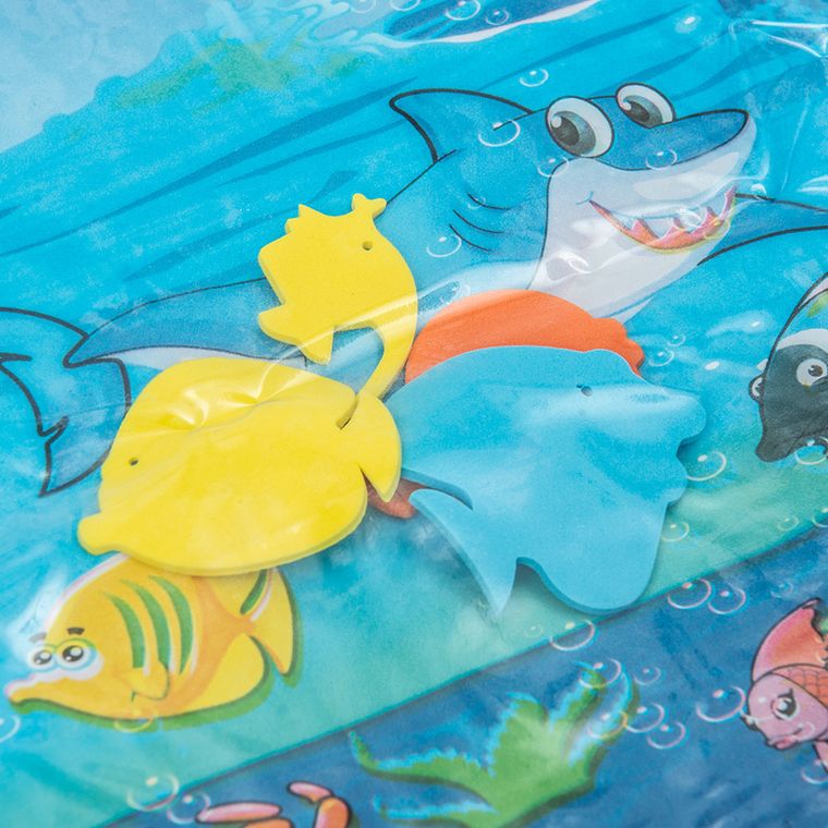 Smiki, Podwodny świat, pompowana mata wodna