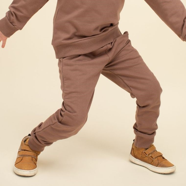 Spodnie dresowe chłopięce, brązowe, Pinokio