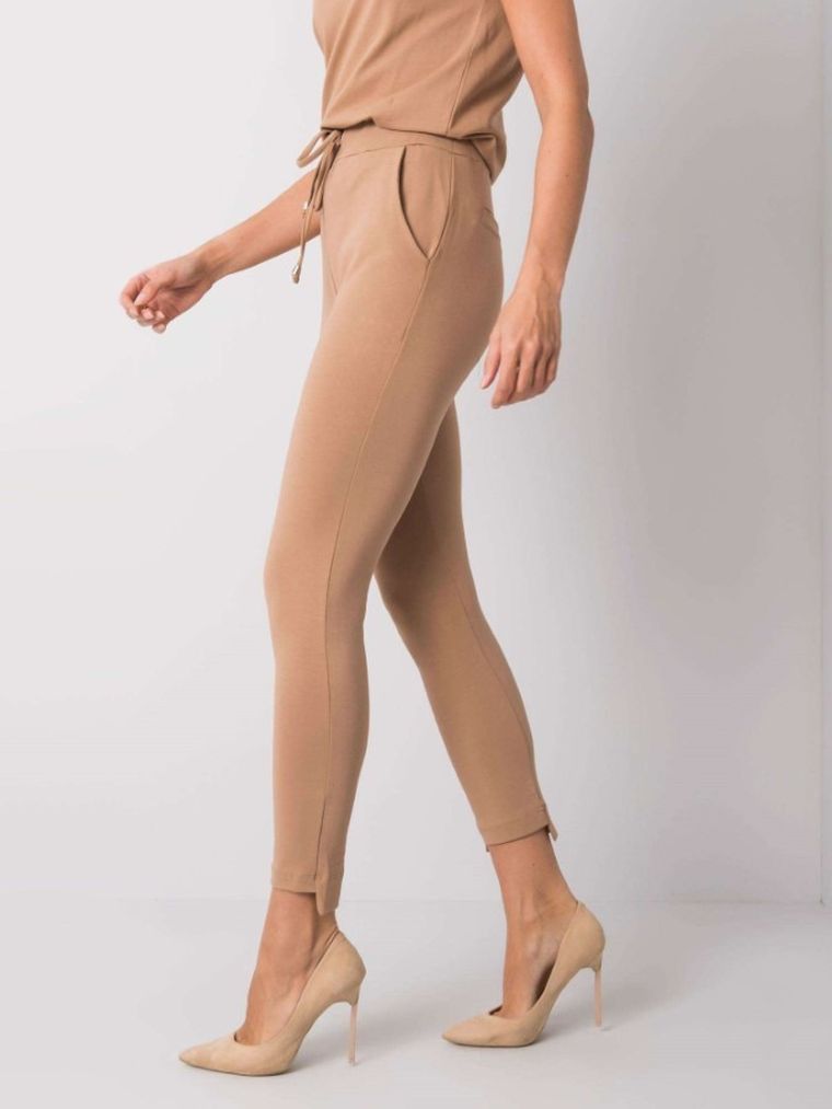 Spodnie dresowe damskie, beżowe, Basic Feel Good