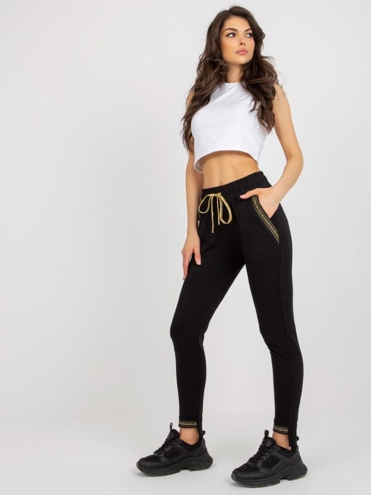 Spodnie dresowe damskie, czarne, Relevance