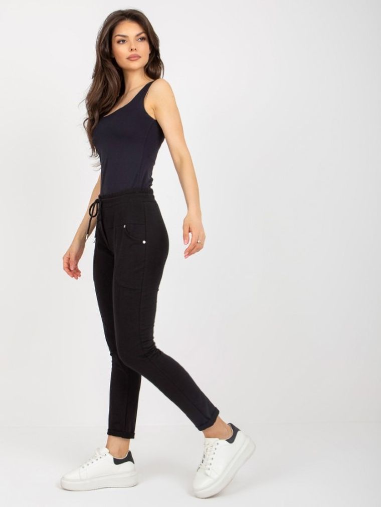 Spodnie dresowe damskie, czarne, Relevance