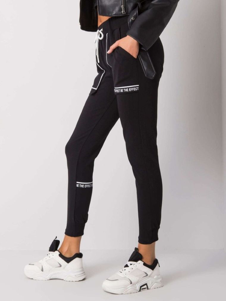 Spodnie dresowe damskie, czarne, Relevance
