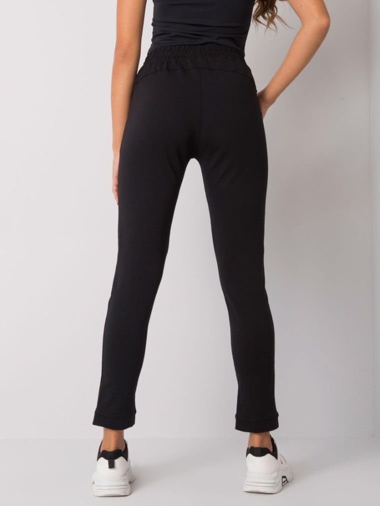 Spodnie dresowe damskie, czarne, Relevance
