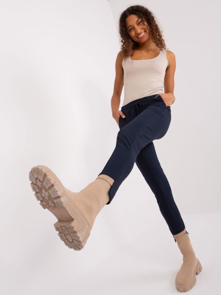 Spodnie dresowe damskie, granatowe, Relevance