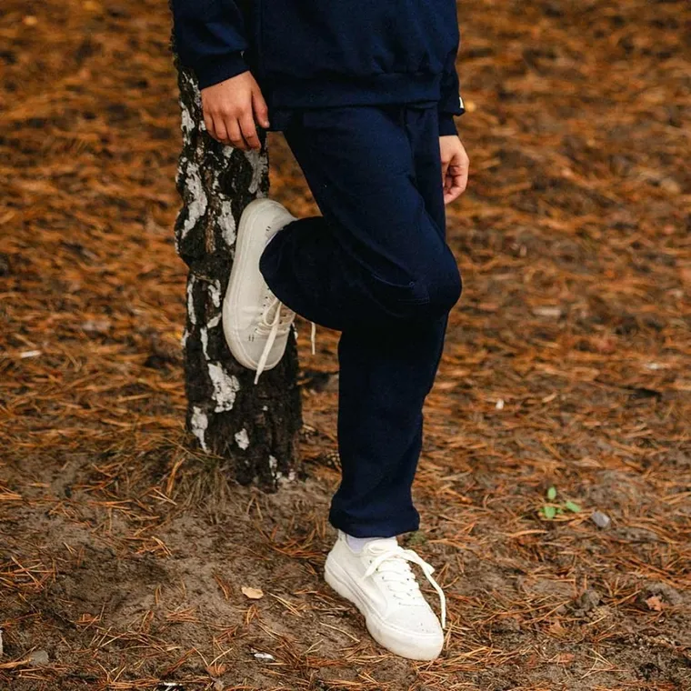 Spodnie dresowe dziecięce, granatowe, Eevi