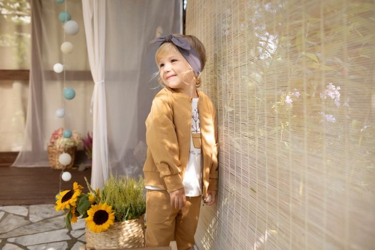 Spodnie dresowe dziewczęce, musztardowe, Pinokio