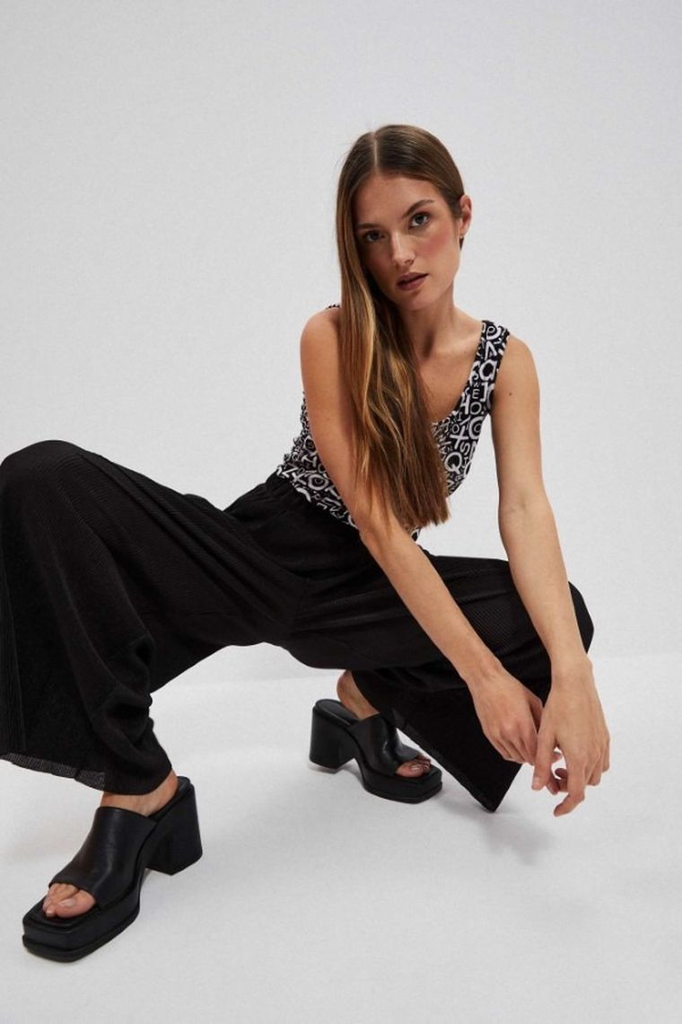 Spodnie materiałowe damskie, czarne, Moodo