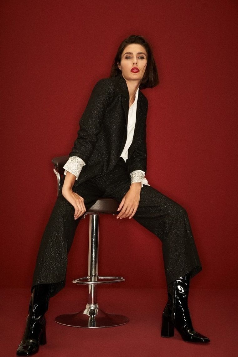 Spodnie materiałowe damskie, czarne, Moodo