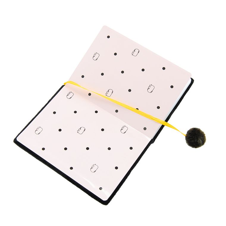 St.Majewski, Pusheen, notes pluszowy, A5, linia, 96 kartek, czarny, 1 szt.