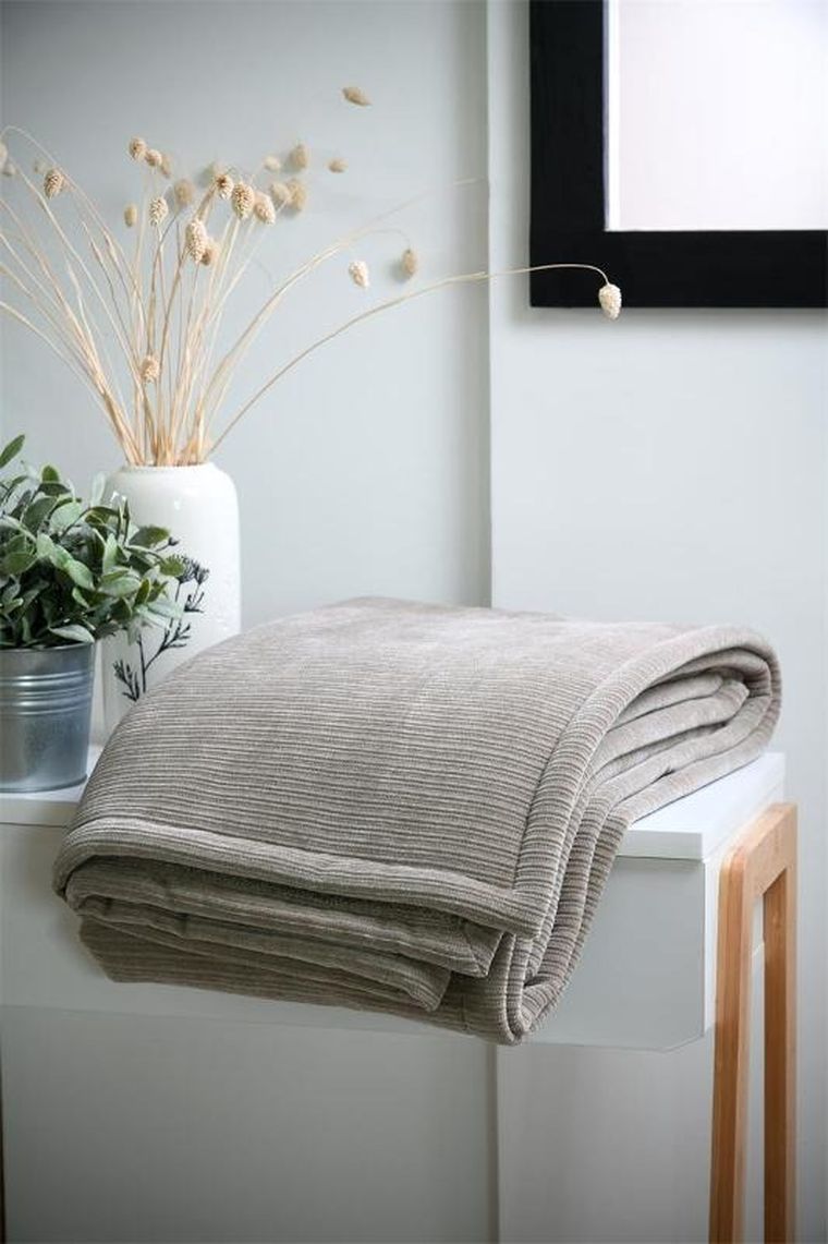 Stof, Clayton, pluszowy koc z barankiem, 130×160 cm