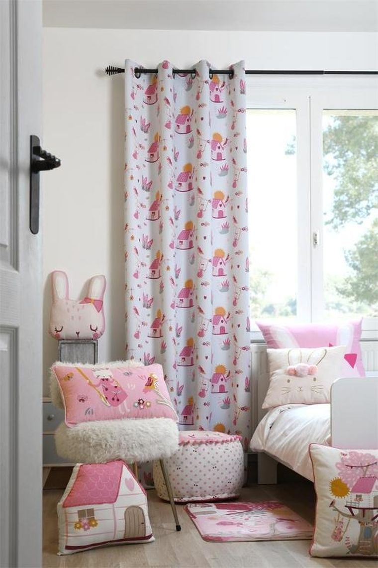 Stof, dywanik dziecięcy, Matty, różowy, 45-75 cm