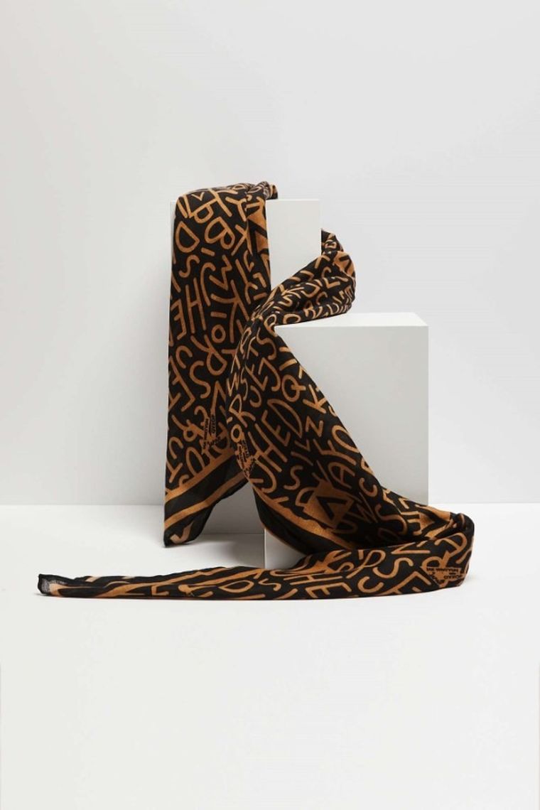 Szalik damski, beżowy, Moodo