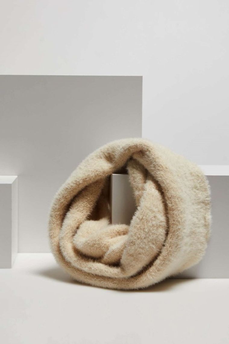 Szalik damski, beżowy, Moodo