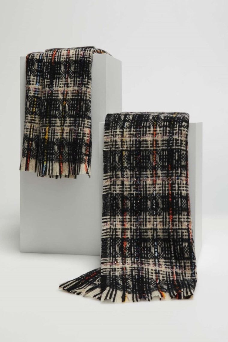 Szalik damski, czarny, Moodo