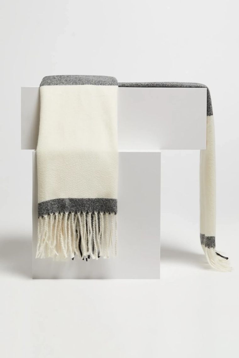 Szalik damski, czarny, Moodo