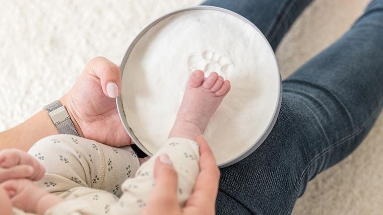 Tiny Love Creations, Magic Box, okrągłe pudełko na odcisk