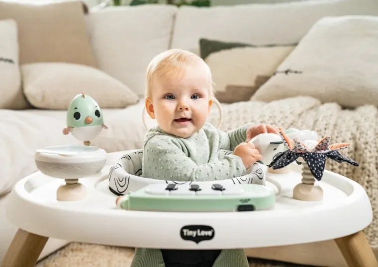 Tiny Love, Décor, Stacjonarne centrum aktywności 5w1, stolik edukacyjny, czarno-biała