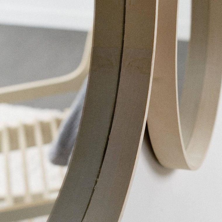 Today, lustro w drewnianej ramie, Simplicity