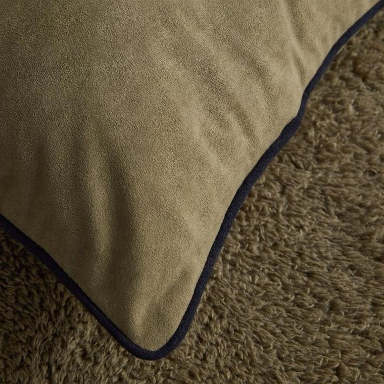 Today, poduszka welwetowa, 45-45 cm, matcha