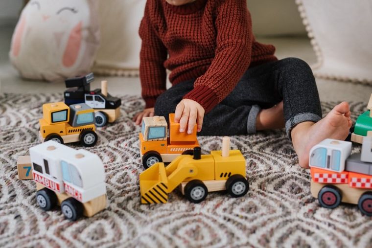 Trefl, Śmieciarka, zabawka drewniana