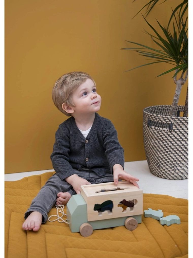Trixie Baby, drewniana ciężarówka ze zwierzętami