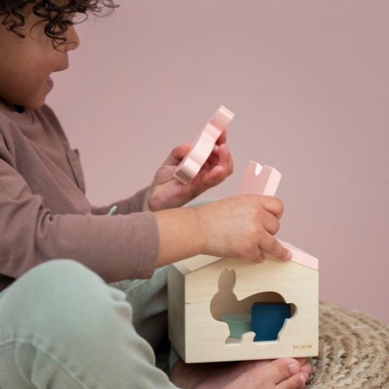 Trixie Baby, Królik, drewniany domek, sorter