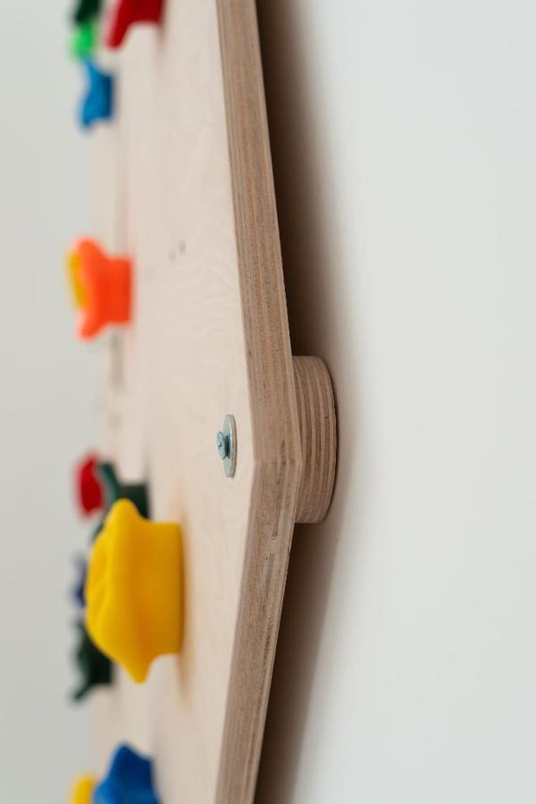 tupti.wood, ścianka wspinaczkowa, modułowa, heksagon, plaster miodu, 4 moduły