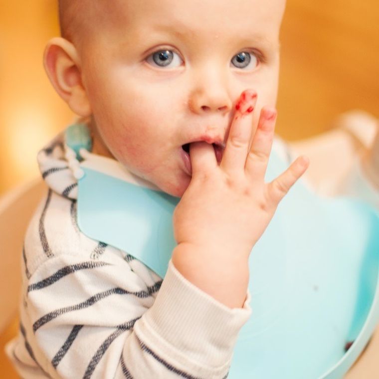 Twistshake, śliniak plastikowy, 2 szt.