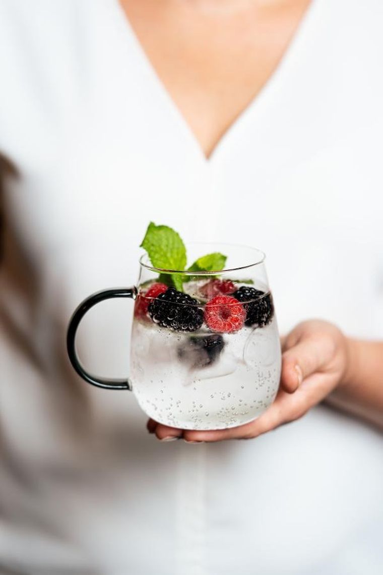 Vialli Design, Bolla, szklanki z uchem, szare, 400 ml, 2 szt.