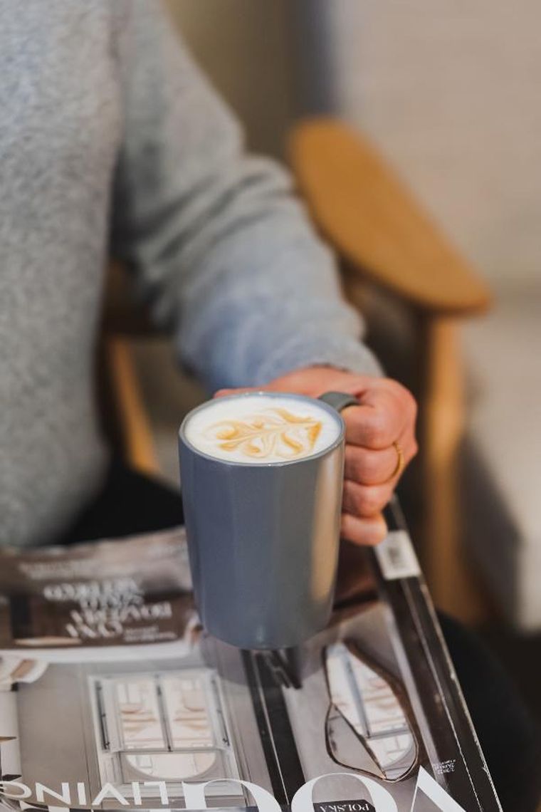 Vialli Design, dwa kubki ceramiczne z uszkiem, 250 ml, Fuori szare