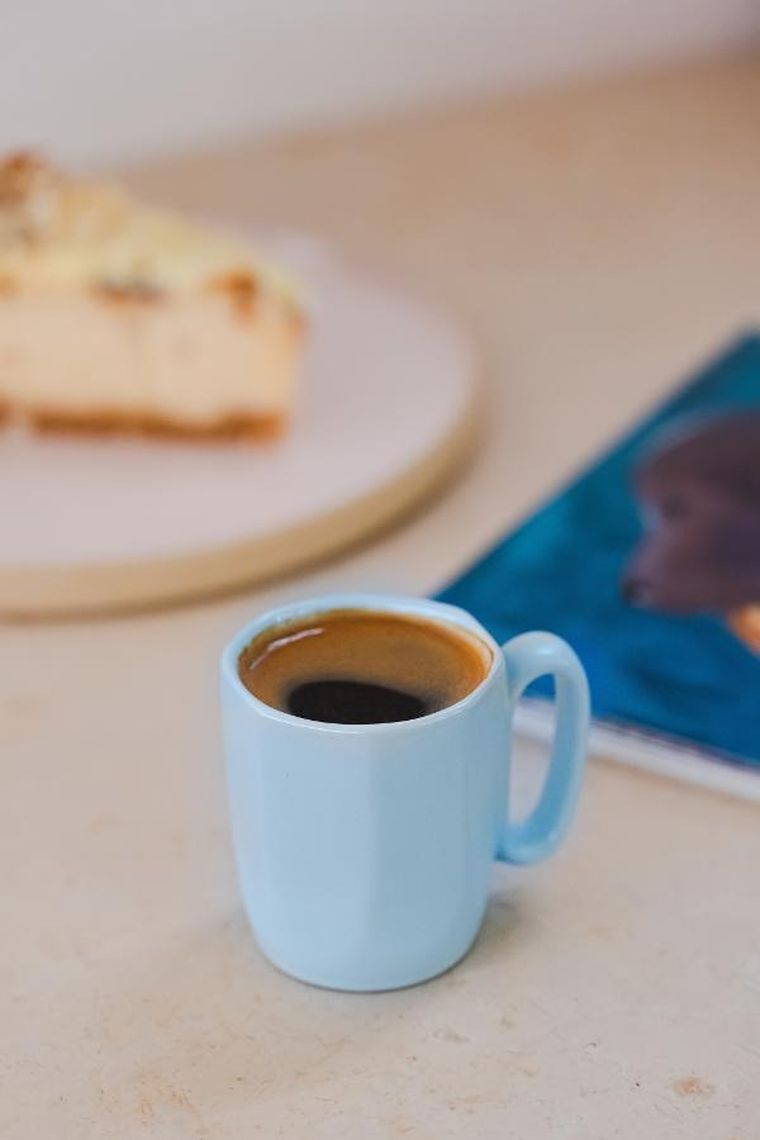 Vialli Design, dwa kubki ceramiczne z uszkiem, 80 ml, Fuori miętowe