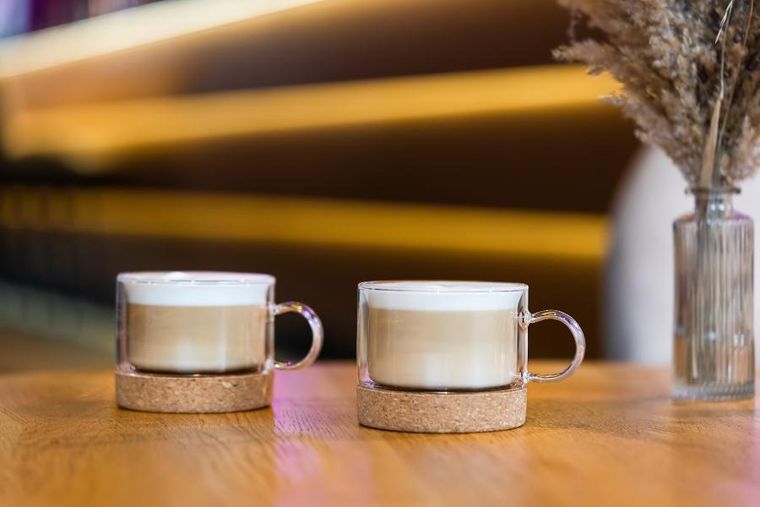 Vialli Design, komplet 2 szklanek z podwójną ścianką, 220 ml, Vilagio