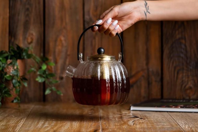 Vialli Design, Volare, zaparzacz do herbaty, złoty, 1000 ml, 1746