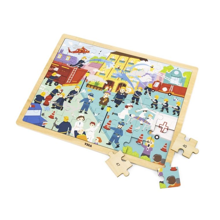 Viga, Poznajemy pracę strażaka, drewniane puzzle na podkładce, 48 elementów