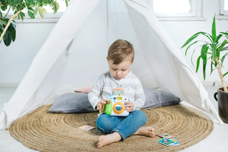 Vtech, Pstryk Pstryk Aparacik, zabawka interaktywna