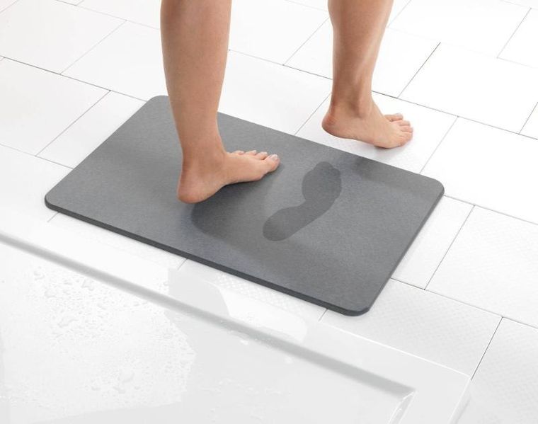 Wenko, dywanik łazienkowy, Simi, 60-39 cm