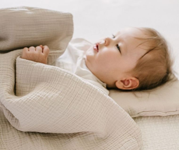 Yoonco, muślinowy komplet: poduszka + kołderka, beż