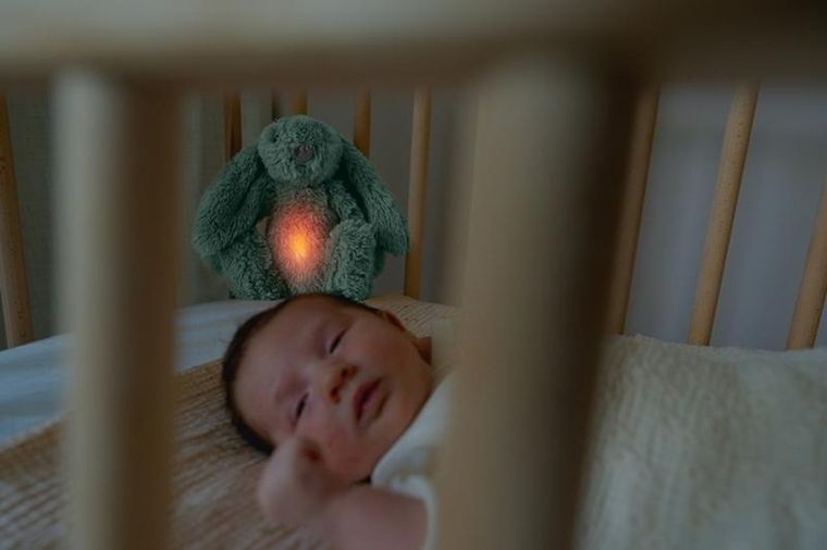 Zazu, Królik Sage, szumiąca przytulanka z lampką nocną