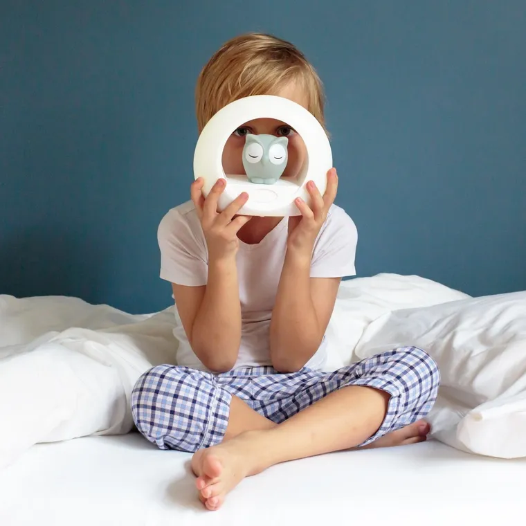 Zazu Lou, Lampka nocna aktywowana dźwiękiem, szara