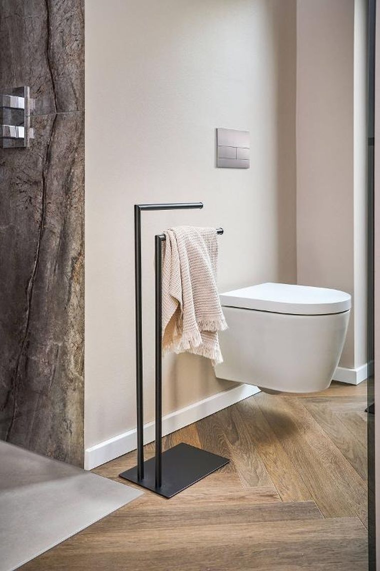 Zeller, metalowy stojak na ręczniki, 34-20-82 cm