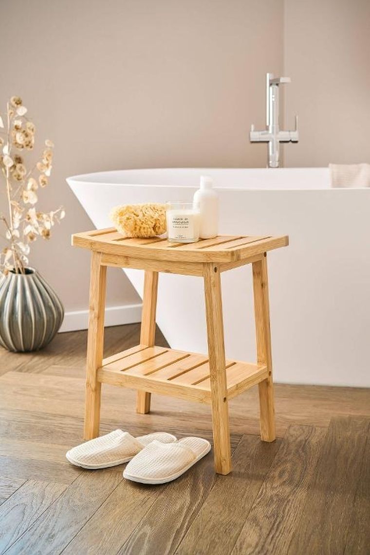 Zeller, stołek łazienkowy z półeczką, 40-25-46 cm