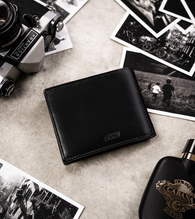 Zestaw prezentowy: Portfel, Brelok, czarny, skórzany, Peterson