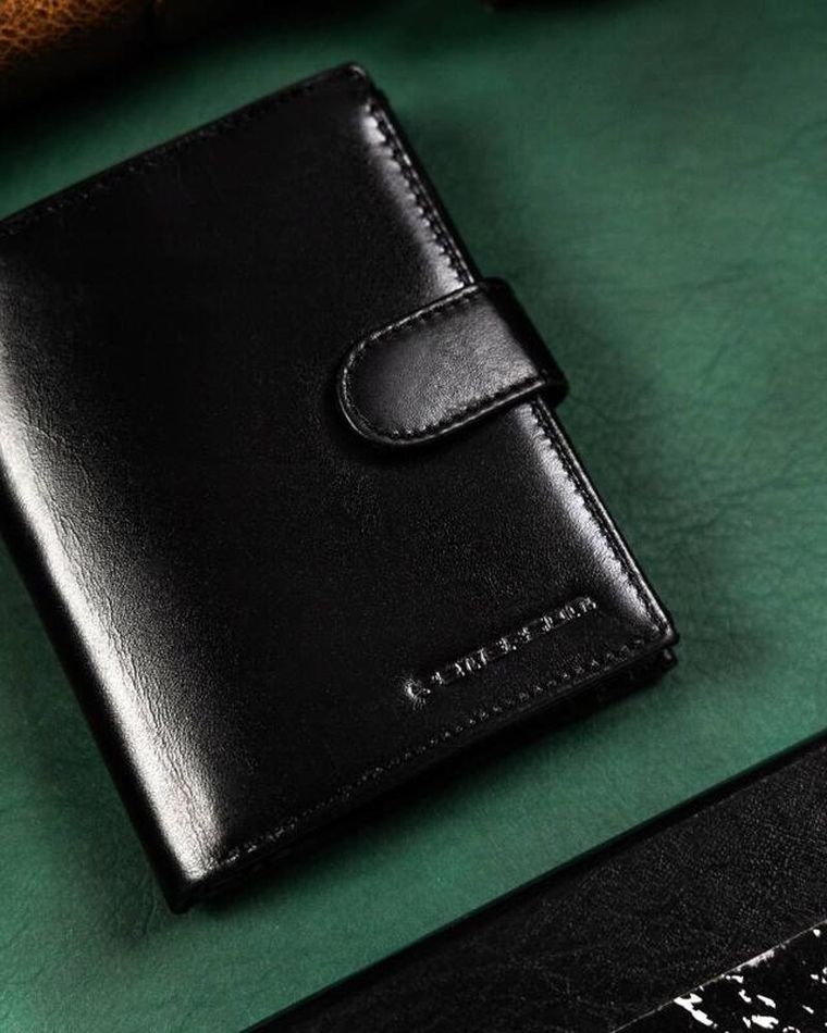 Zestaw prezentowy: Portfel skórzany, Brelok, czarny, Peterson