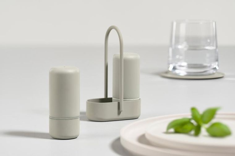 Zone Denmark, Singles, solniczka i pieprzniczka, black