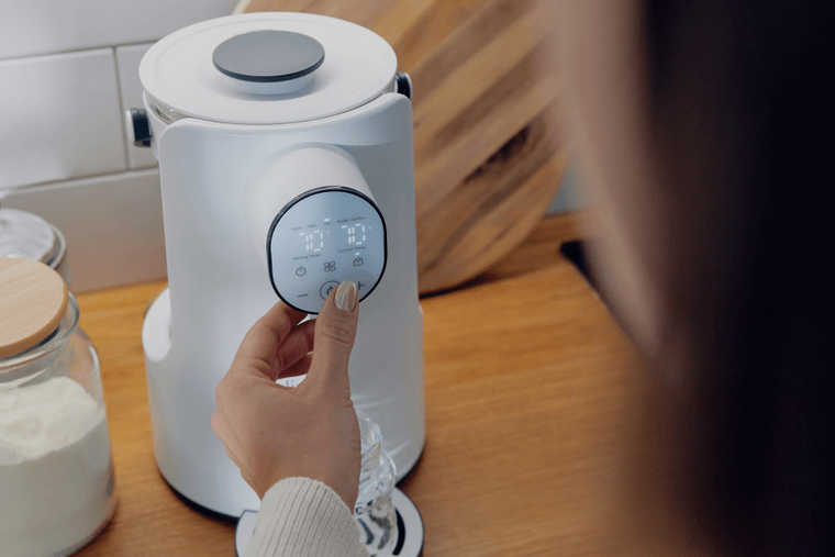 Lionelo Care, ekspres do przygotowywania mleka, White Natural