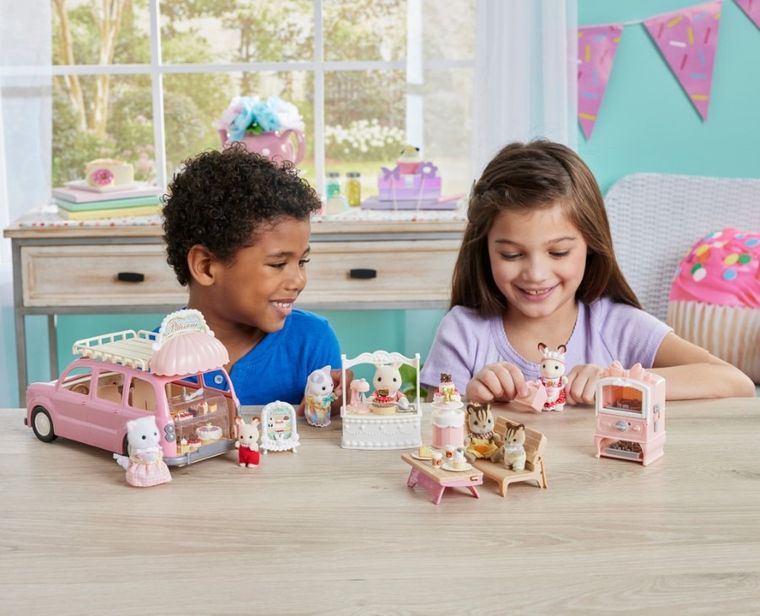 Sylvanian Families, Cukiernia pełna pyszności, zestaw akcesoriów, 5807