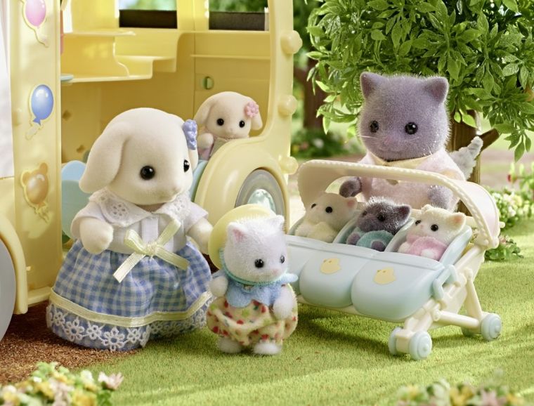 Sylvanian Families, Kolorowy Autobus, rozkładany pojazd, 5744